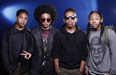 The <b>band</b> was initially formed together in Los Angeles back in 2008, by Keisha Gamble, Vincent Herbert, and Walter Millsap. . Band mindless behavior
